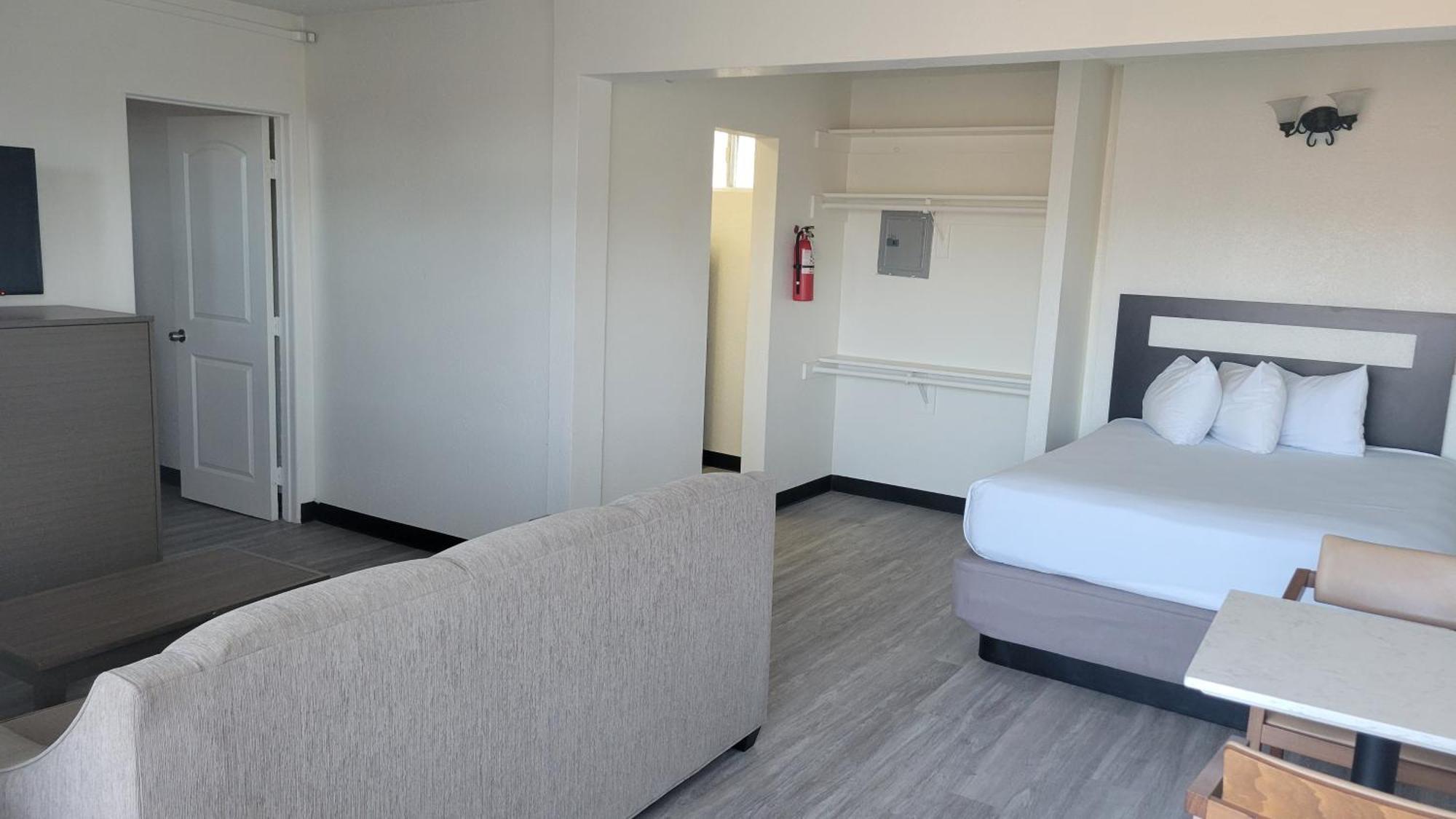 Mc Pacific Inn & Suites Torrance Exterior foto